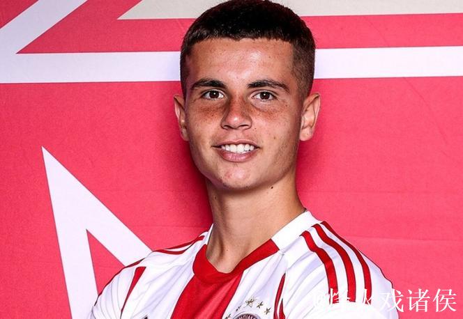 奥林匹亚科斯中场:皇马堪称全球顶级球队之一 奥林匹亚科斯中场:皇马堪称全球顶级球队之一